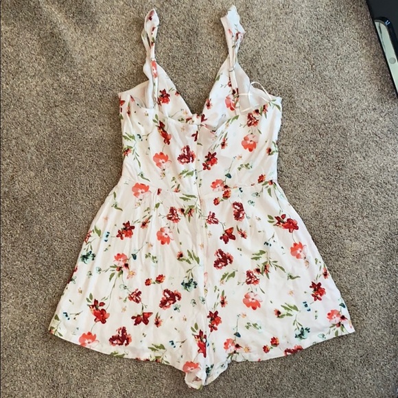 Romper - Picture 2 of 2